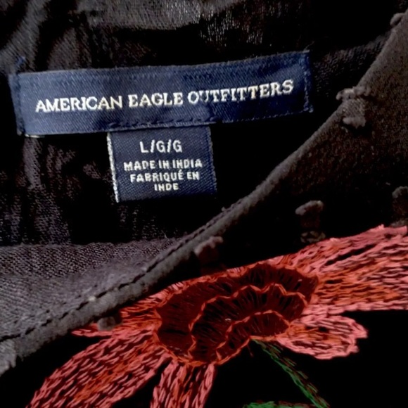 American Eagle Top Large Swiss Dot-with Floral Embroidery - Picture 11 of 13